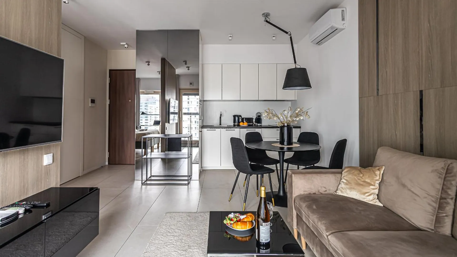 P&O Apartments Mennica Residence VII Warsaw