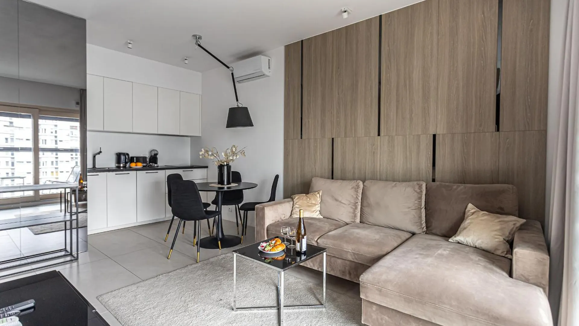 P&O Apartments Mennica Residence VII Warsaw 0*,